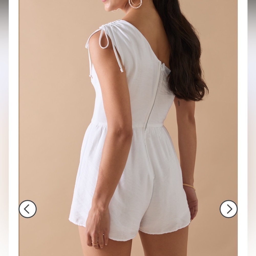 NWT Mi Ami for Francesca’s - Emilia One Tie Shoulder Strap Romper - Picture 4 of 5